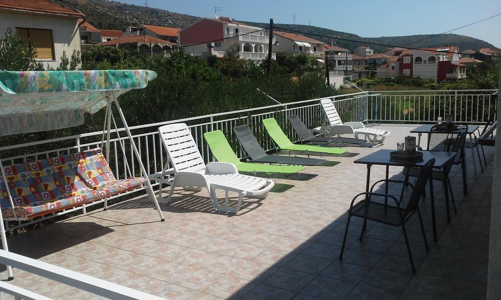 Apartment Meri Trogir Exteriör bild
